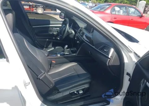 2016 BMW 328I xDrive z USA, uszkodzony, nr VIN WBA8E3G51GNU02448